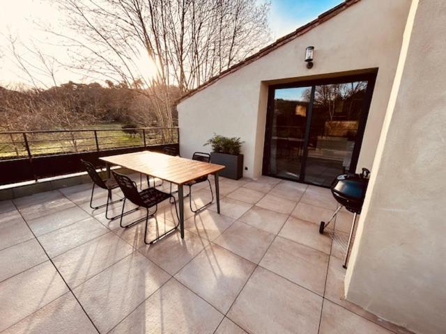 Montolieu Gites Entre 2 Rives מראה חיצוני תמונה